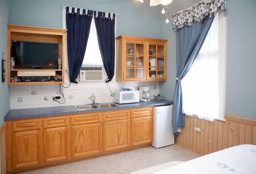 호텔 Coastal Dreams Bed & Breakfast