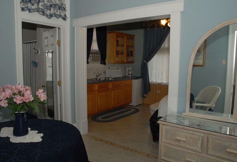 호텔 Coastal Dreams Bed & Breakfast