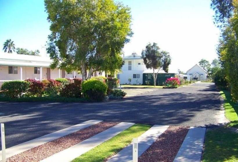 בית מלון כפרי Country Way Motor Inn