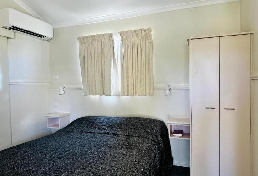 فندق Country Way Motor Inn