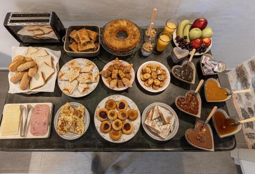 בית מלון כפרי Mountain's Secret