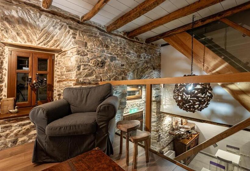 בית מלון כפרי Mountain's Secret