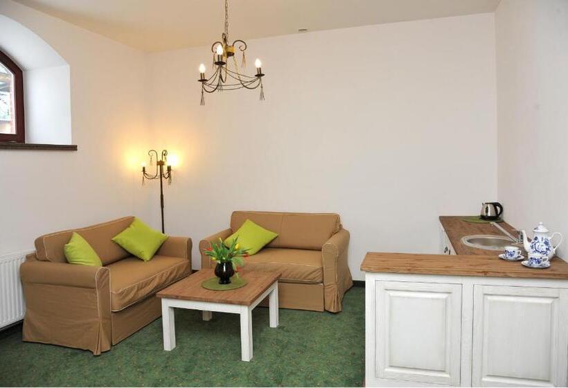 هتل Sandro Silver