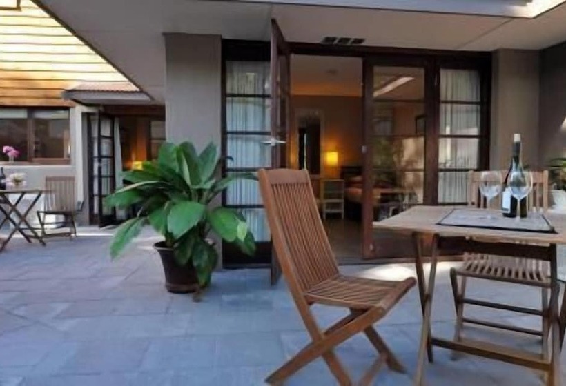 فندق Waikiki Beach Bed & Breakfast