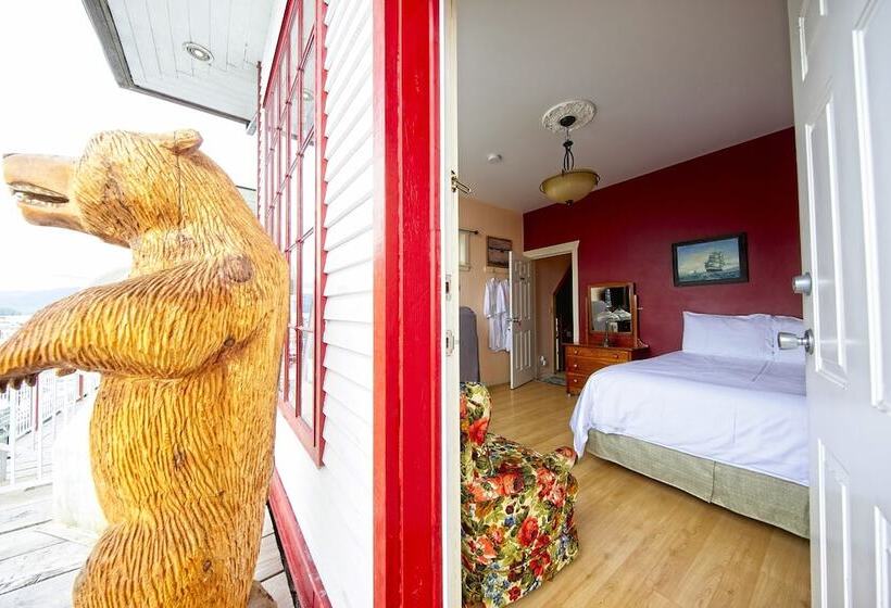 فندق Eagle Bluff Bed & Breakfast