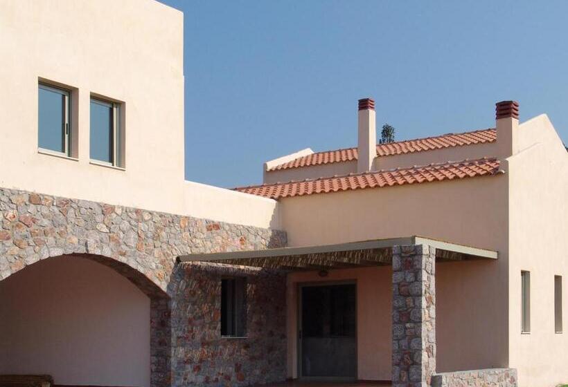 בית מלון כפרי Enalia Gi