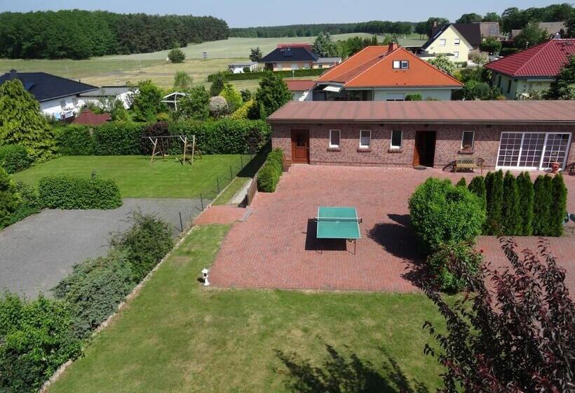 ホテル Haus Schwielochsee