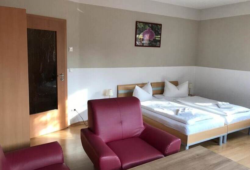 ホテル Haus Schwielochsee