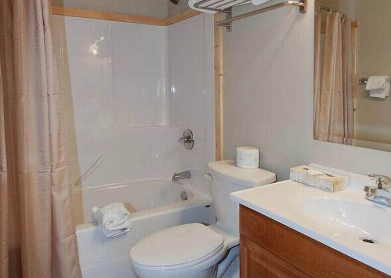 فندق Jasper East Cabins