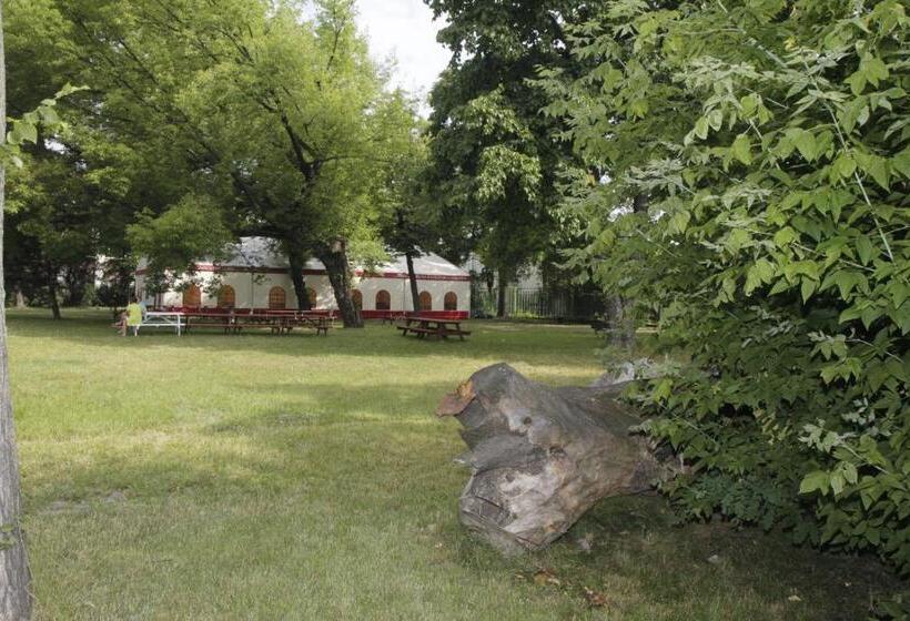 هتل Lawendowy Dworek