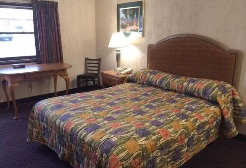 فندق Pink Fountain Motor Inn