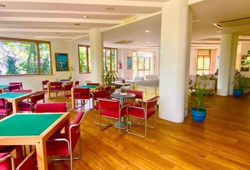 فندق Sole & Esperia