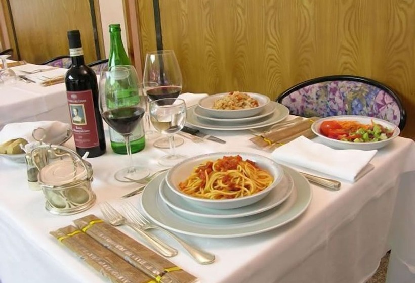 فندق Sole & Esperia