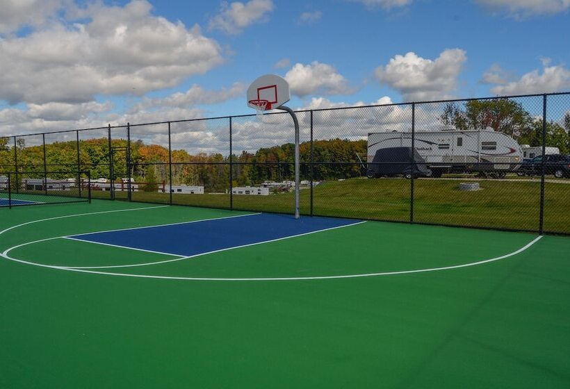 호텔 Sun Retreats Gun Lake