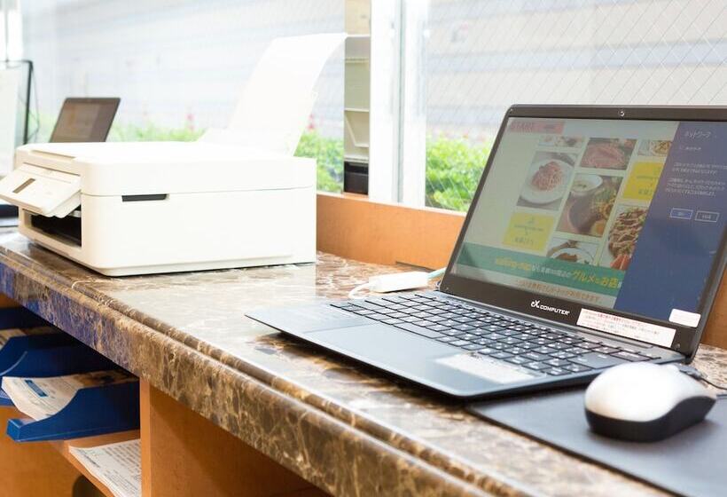 호텔 Toyoko Inn Tokyo-eki Yaesu Kita-guchi