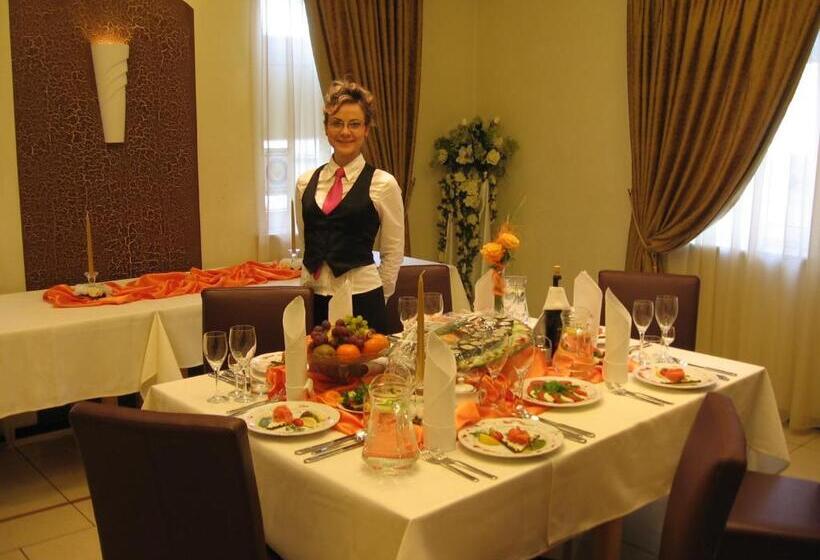 בית מלון כפרי Korona