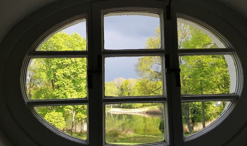 호텔 Villa Am Stechlin