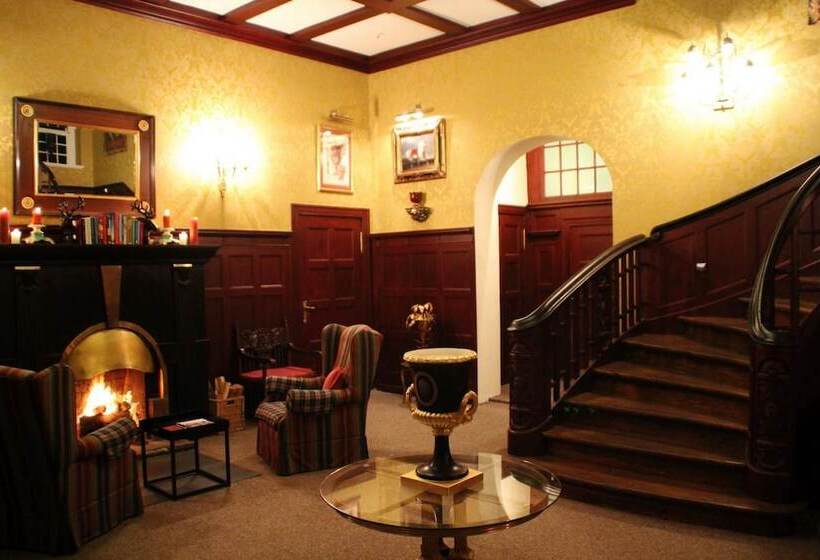 호텔 Villa Am Stechlin