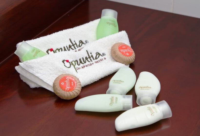 هتل Casa Opuntia Galapagos