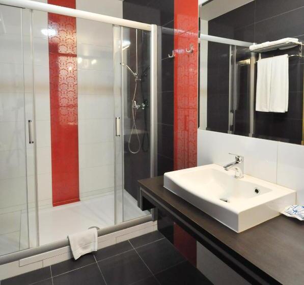 Отель Chabrowy Dworek