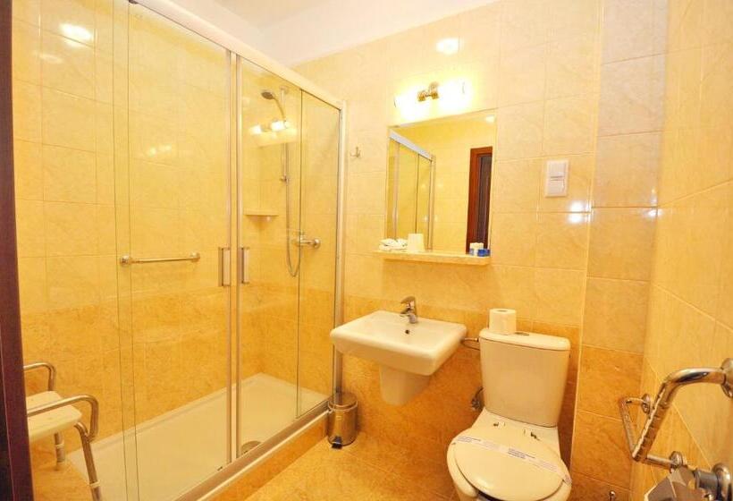 Отель Chabrowy Dworek