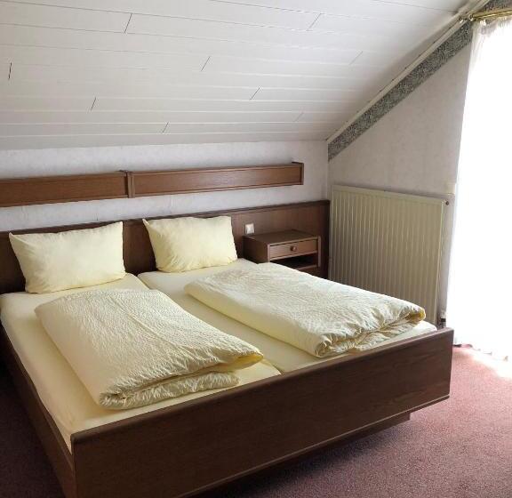 호텔 Gästehaus Rehwinkel