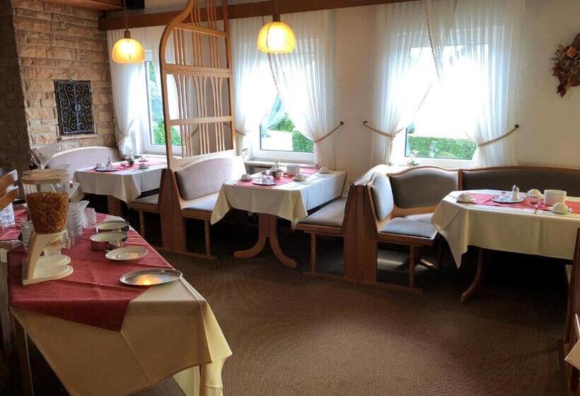 호텔 Gästehaus Rehwinkel