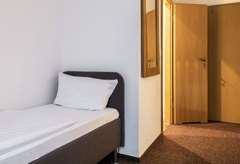 Отель Gutshof Havelland