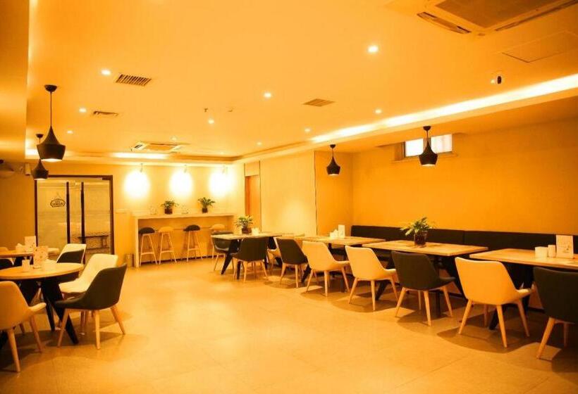 Hanting Hotel Changzhi Town God Temple