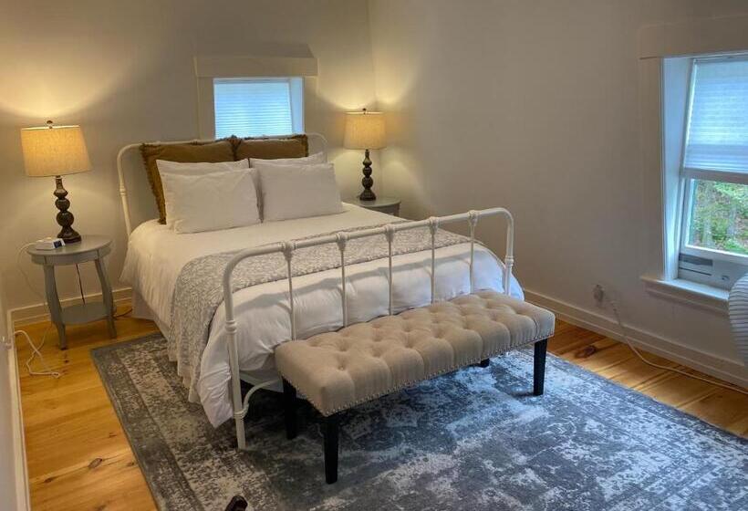 فندق Oakland House Seaside Inn & Cottages