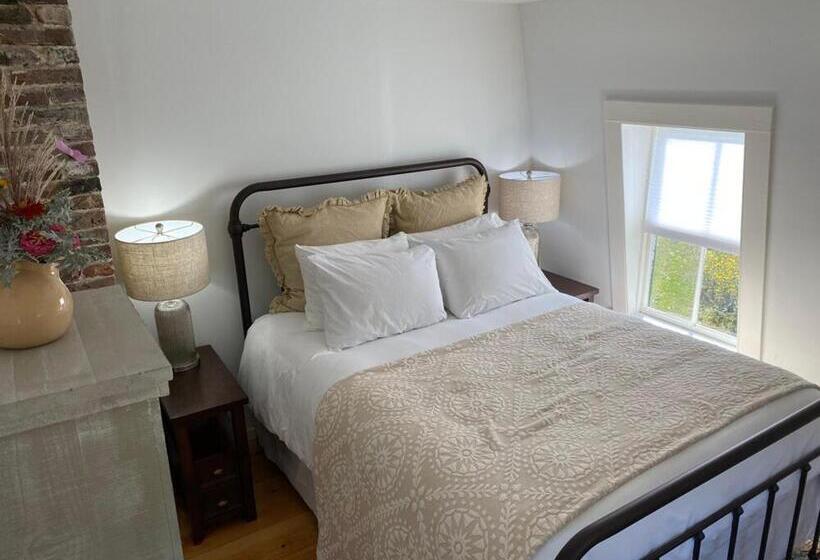 فندق Oakland House Seaside Inn & Cottages