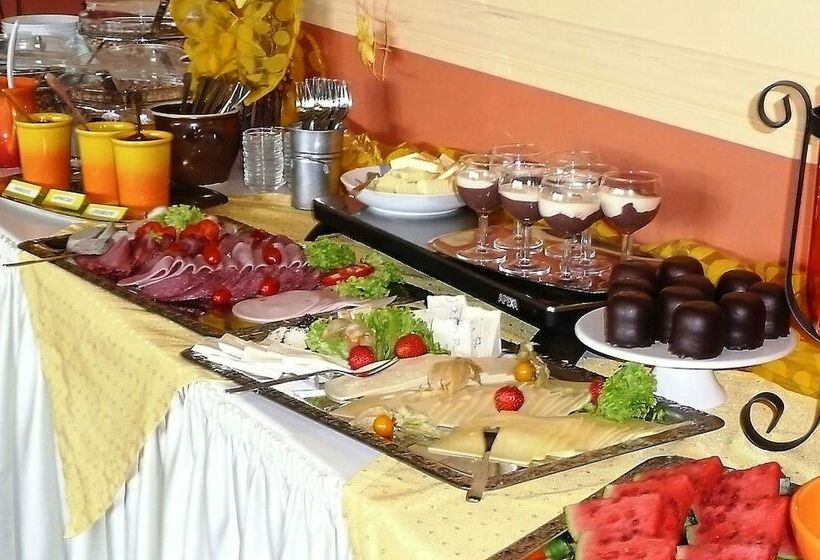 Отель Pension Tannenhof