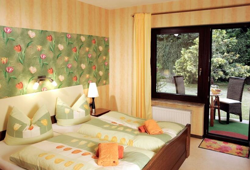 فندق Pension Tannenhof