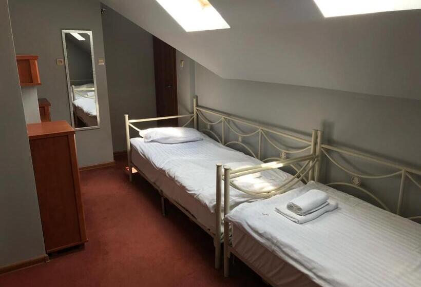 בית מלון כפרי Polaris Krynica Morska