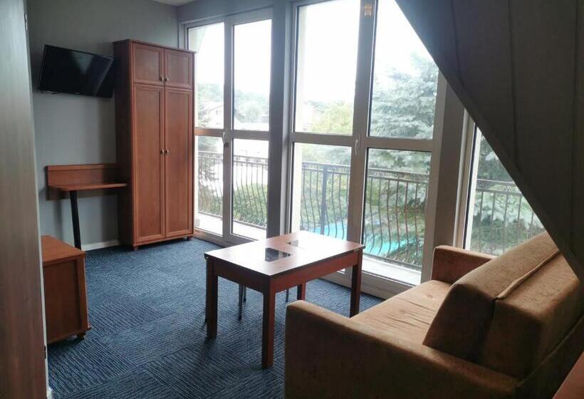 בית מלון כפרי Polaris Krynica Morska