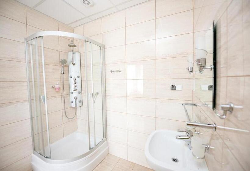 בית מלון כפרי Stal