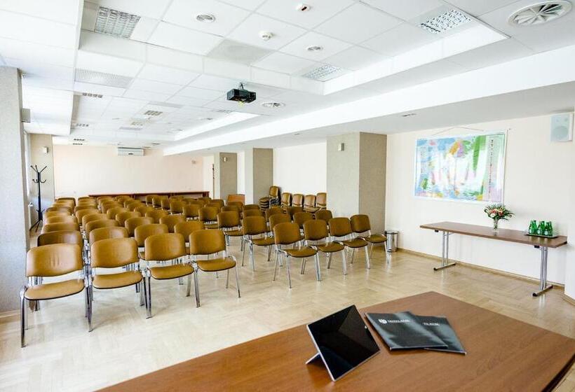 בית מלון כפרי Stal