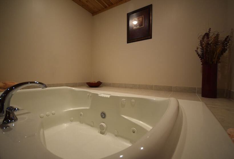 فندق Stowe Cabins In The Woods