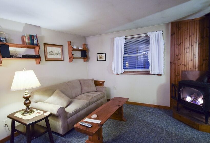 فندق Stowe Cabins In The Woods