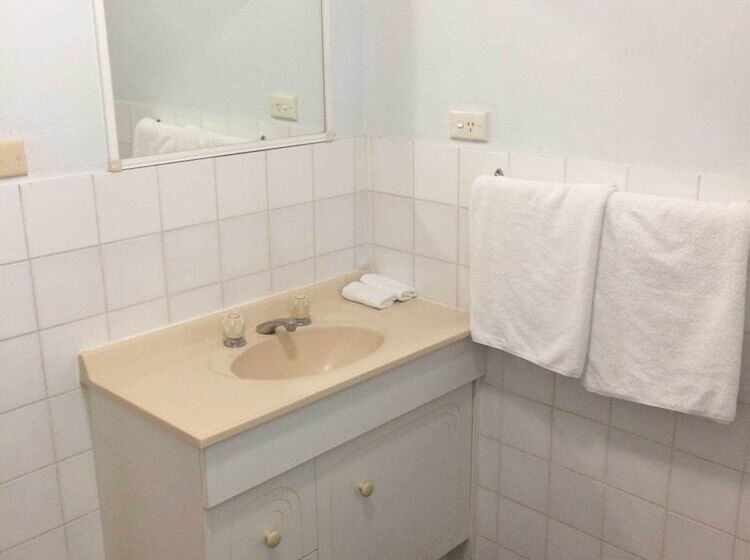 هتل Villa Shangri La