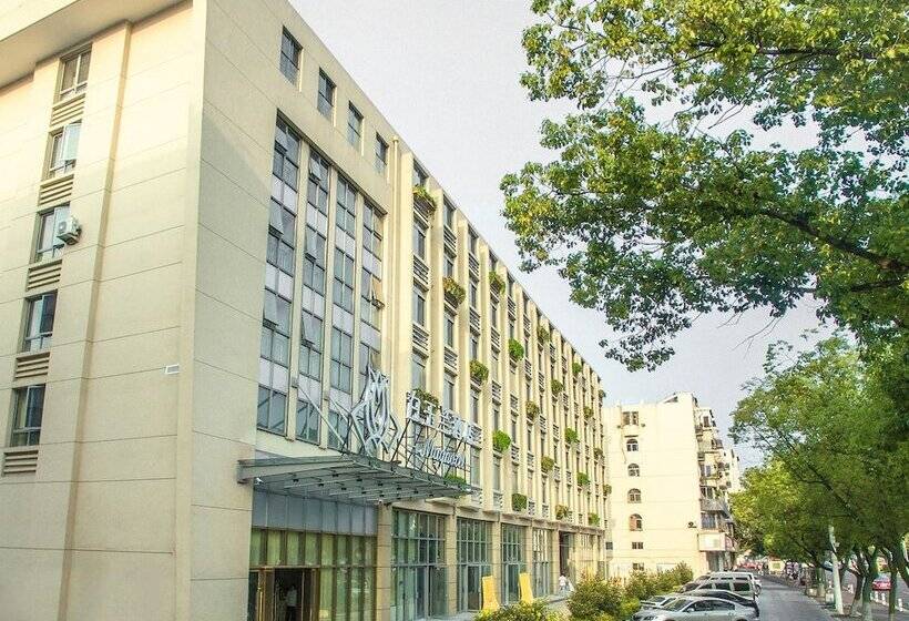 Magnotel Taizhou Jiaojiang Yunxi Road Yanyu Park