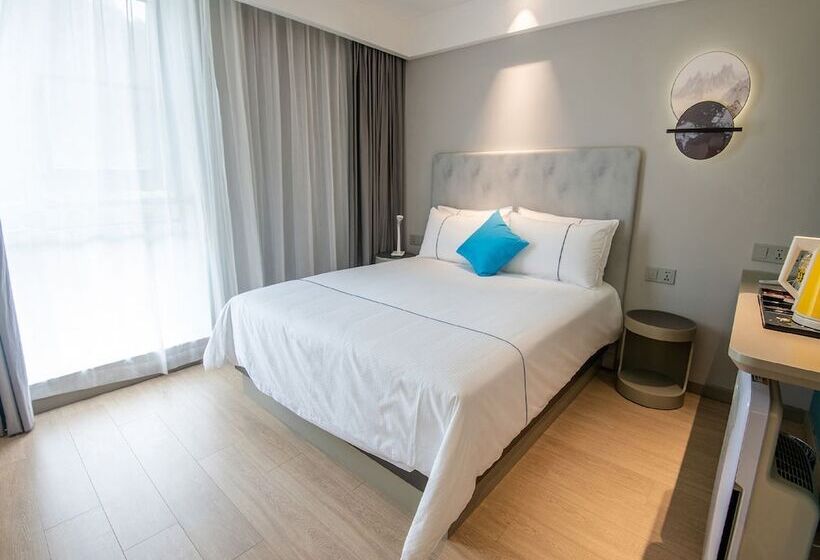 Magnotel Taizhou Jiaojiang Yunxi Road Yanyu Park