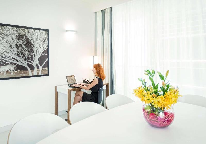 Adagio Abu Dhabi Al Bustan