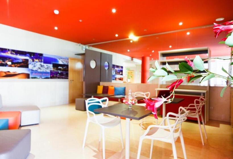 Sechi Aparthotel Marbella