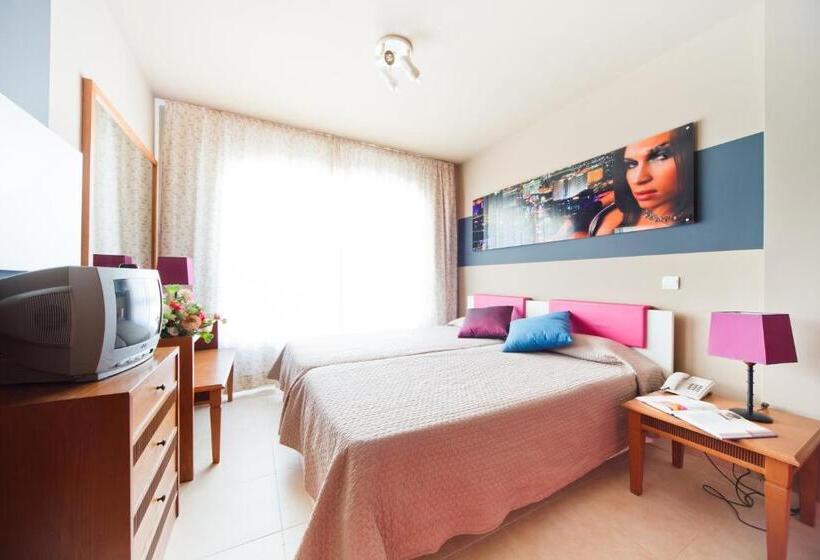 Sechi Aparthotel Marbella