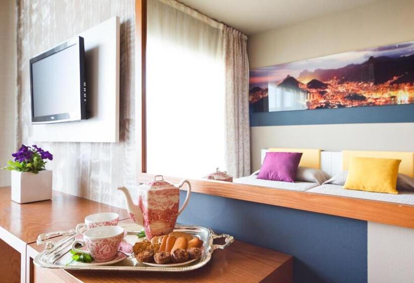 Sechi Aparthotel Marbella