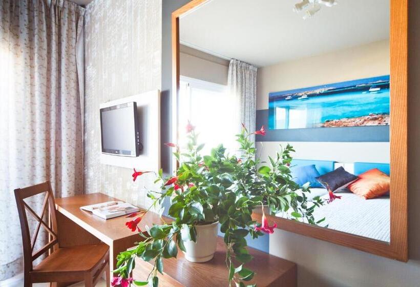 Sechi Aparthotel Marbella