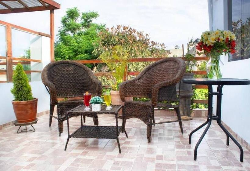 פונדק El Centurión