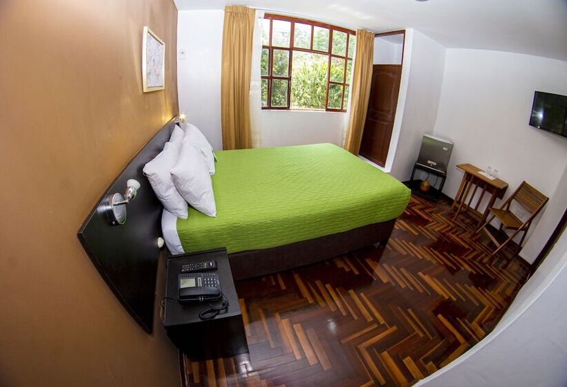 פונדק El Centurión