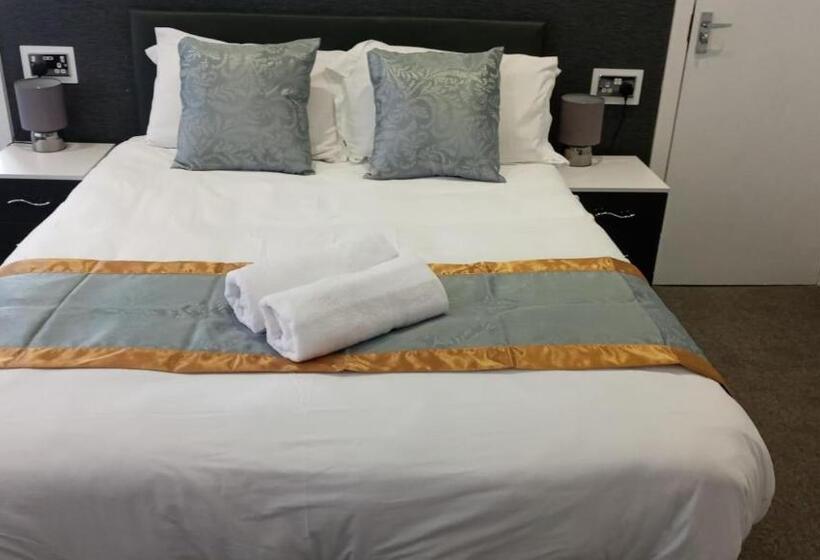 בית מלון כפרי 33